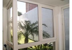 Janela Oscilobatente